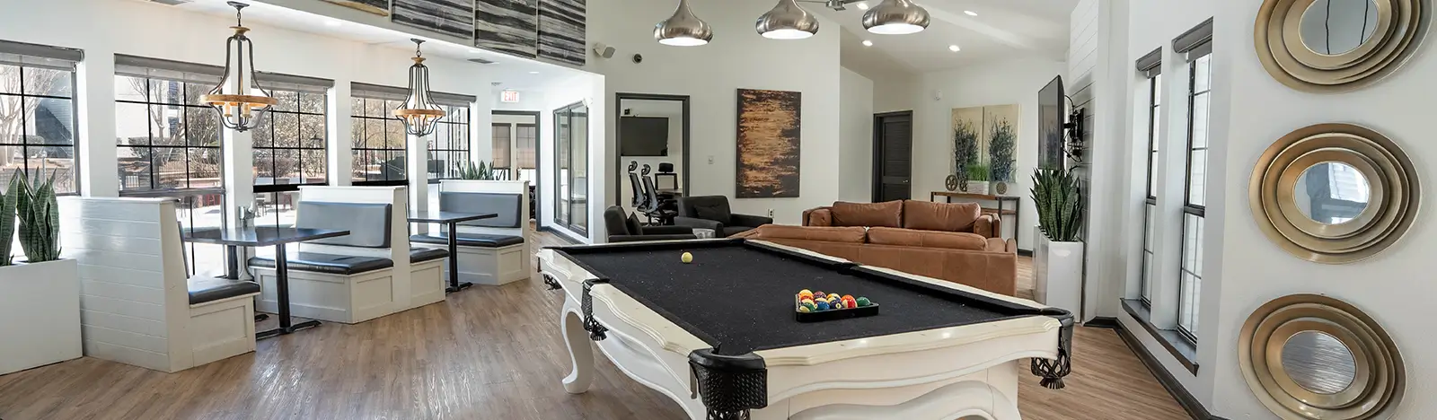 clubhouse featuring a pool table